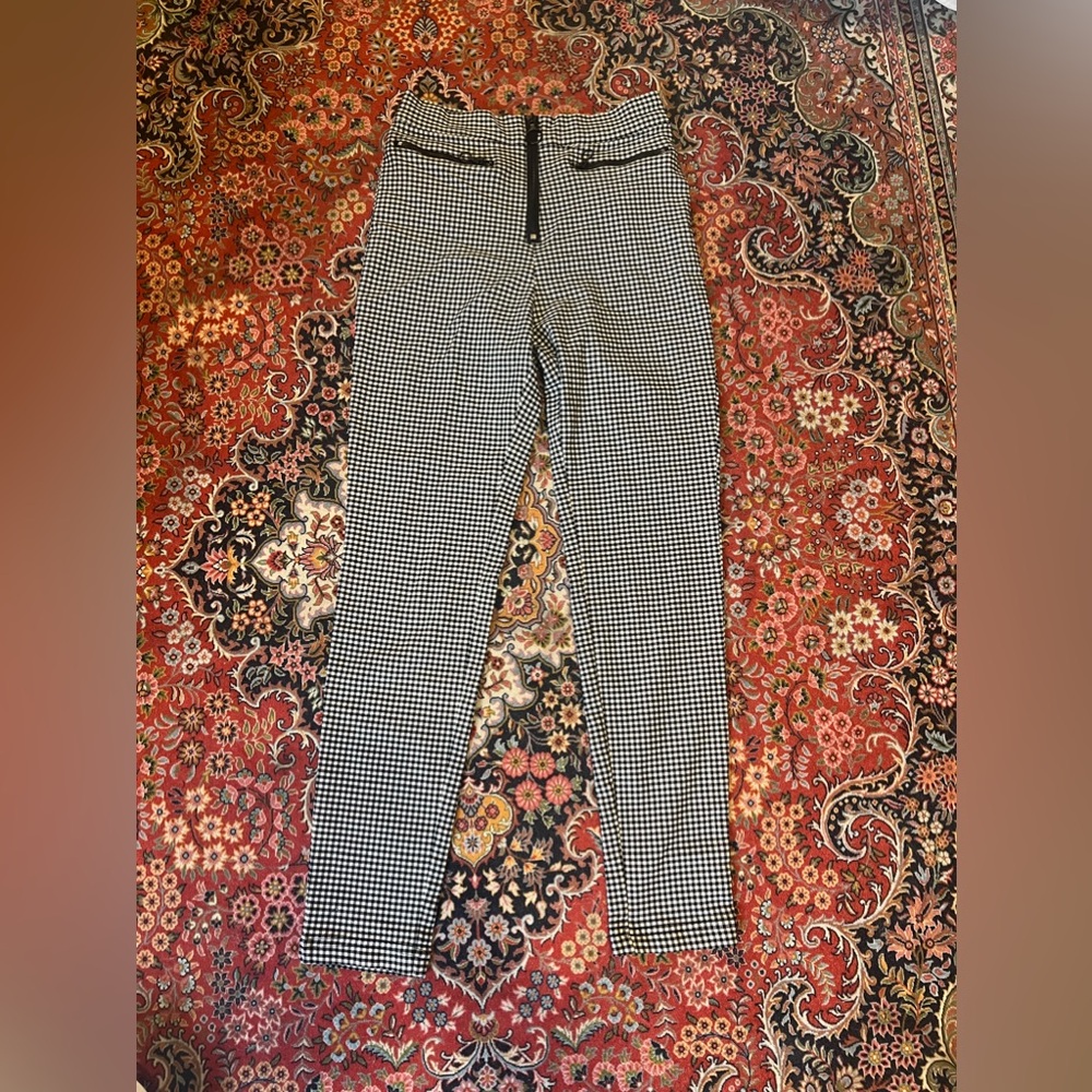 Urban Outfitters black and white checkered print pants - Picture 2 of 3